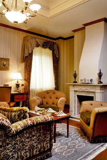 Hotel Carol Parc Bucharest - Boutique Hotels, Unique Accommodations