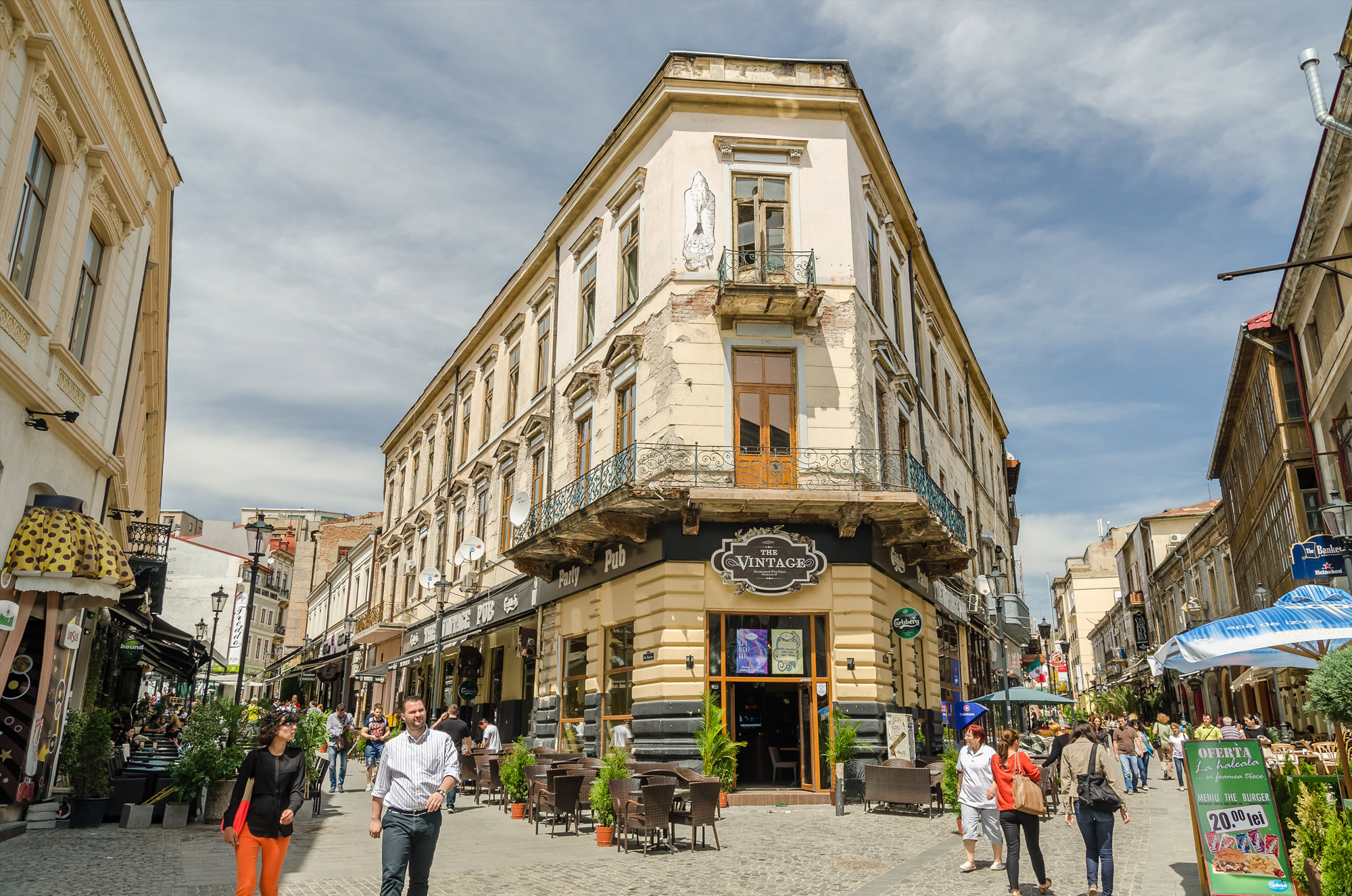 Sinagoga Mare, Bucharest, Go back to the starting piece her…