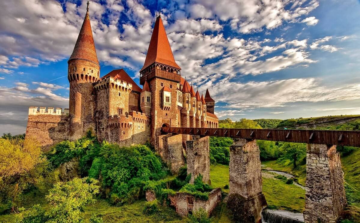 corvin-castle-in-transylvania