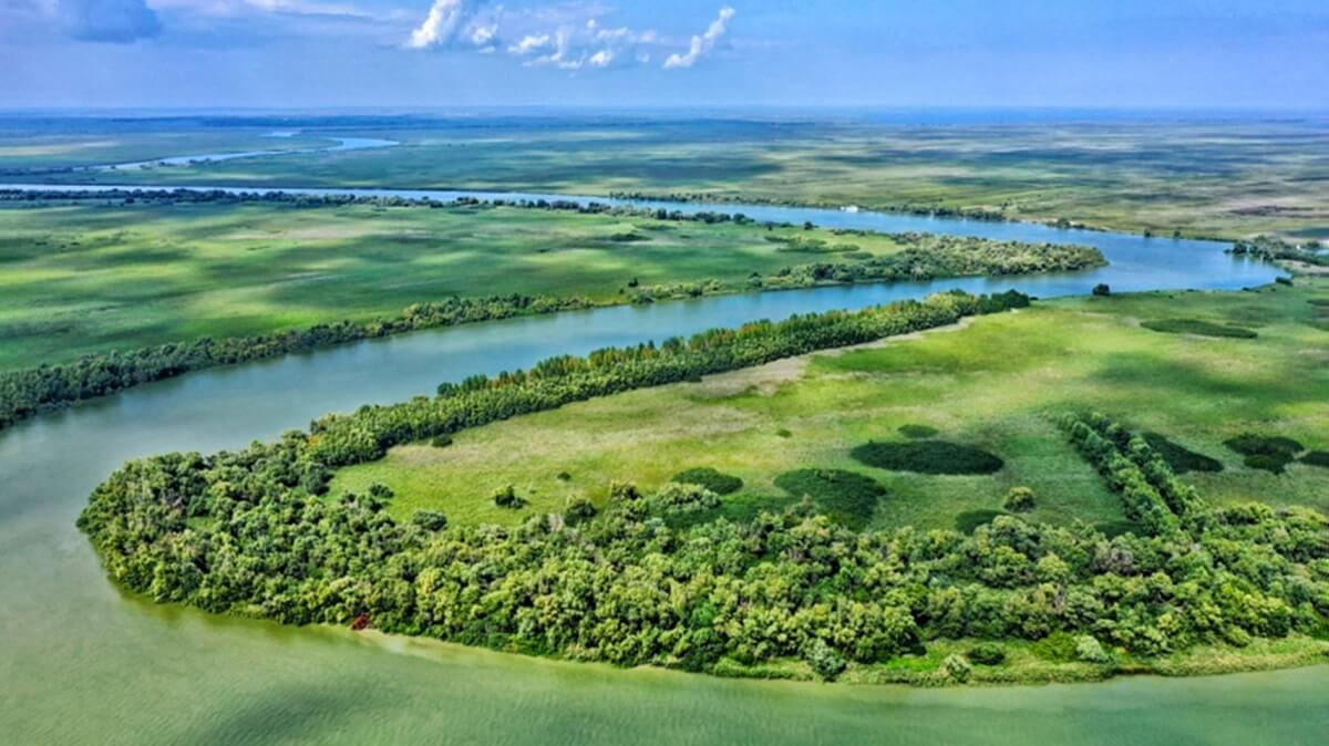 Danube Delta canal