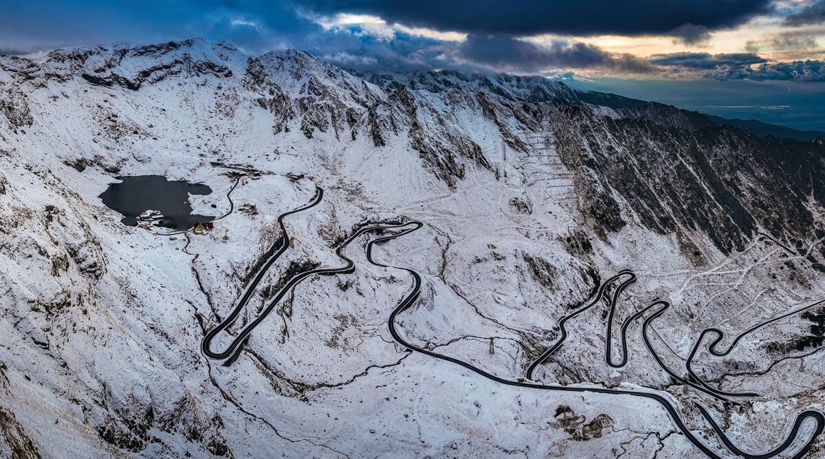 transfagarasan-southern-fagaras-mountains-section