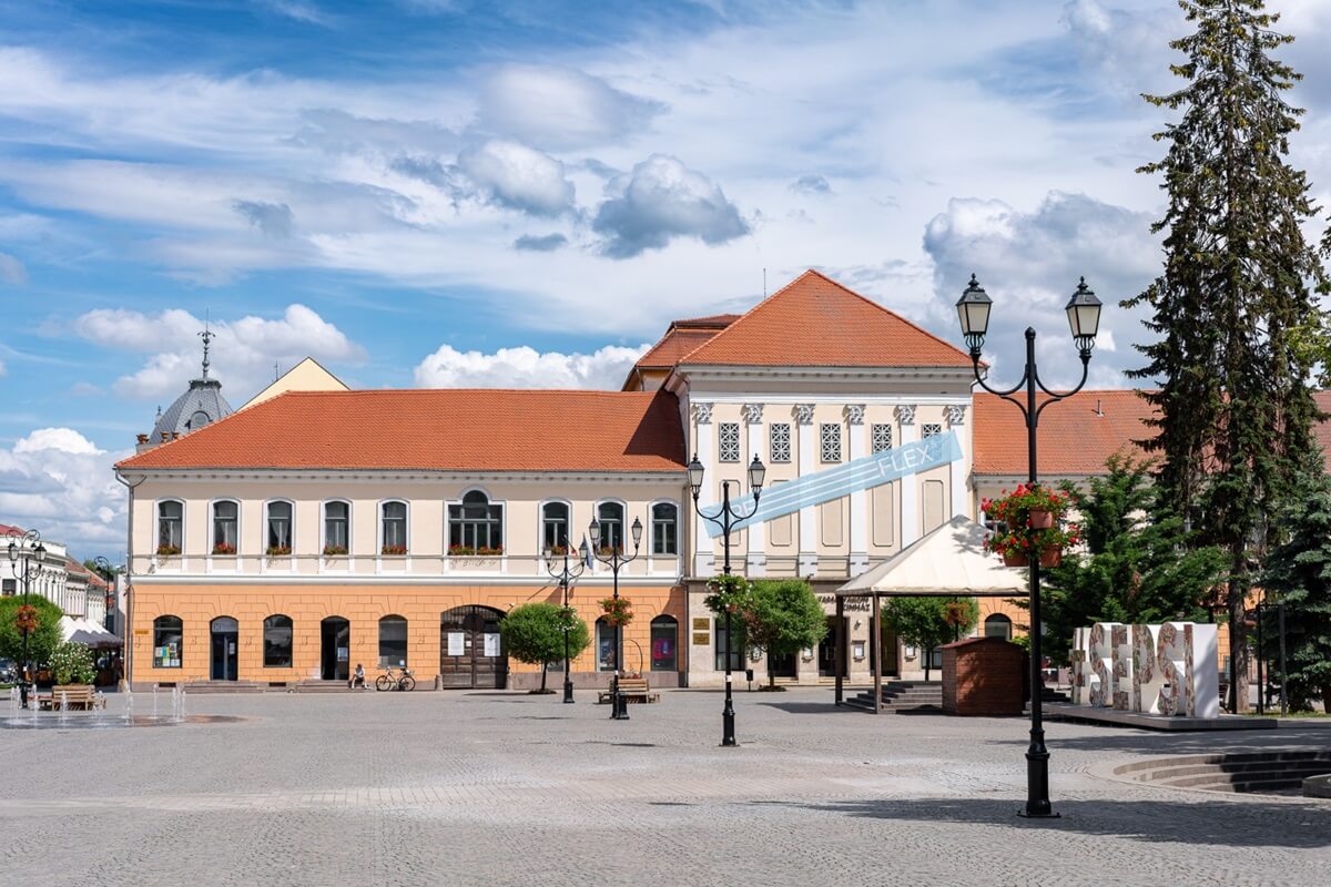 sfantu gheorghe pedestrian only area town centre