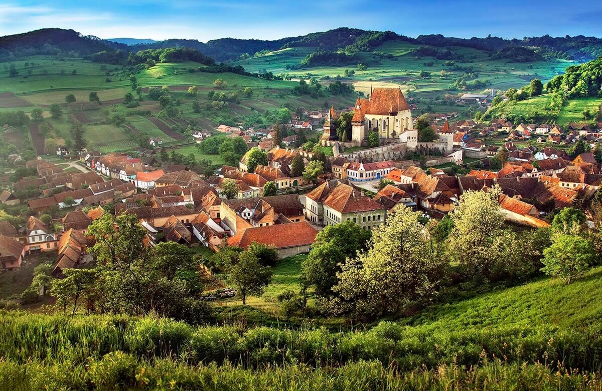 village-biertan-in-transylvania